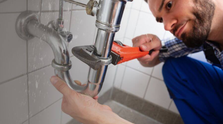 Professional same day plumber services in Riverton, IL